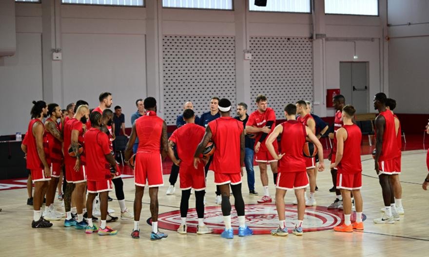 Ολυμπιακός: Με Φενέρ στην Κρήτη για το πρώτο μεγάλο φιλικό της σεζόν
