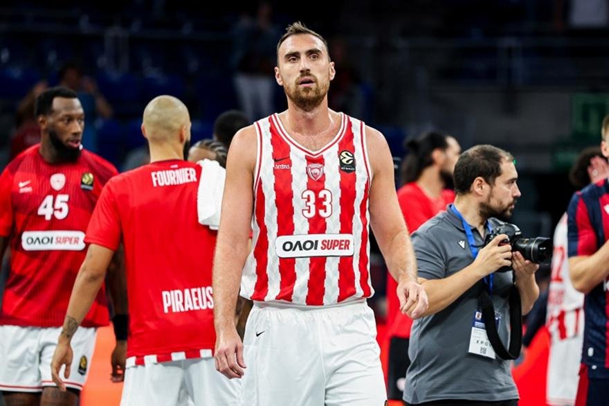 Χωρίς Μιλουτίνοφ κόντρα στη Ζαλγκίρις o Ολυμπιακός!