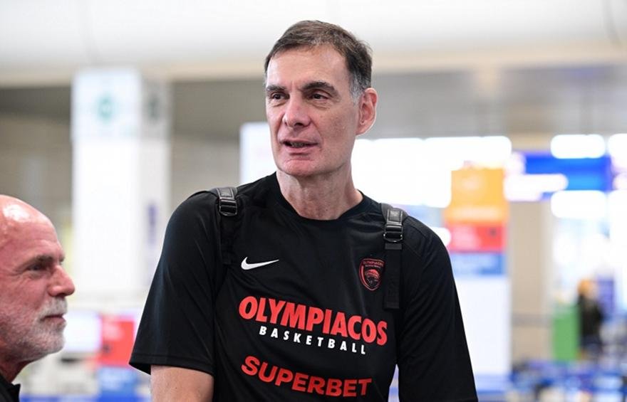 Μπαρτζώκας: «Πέντε ματς σε επτά μέρες δεν είναι φυσιολογικό» – Τι είπε για Ντάνστον