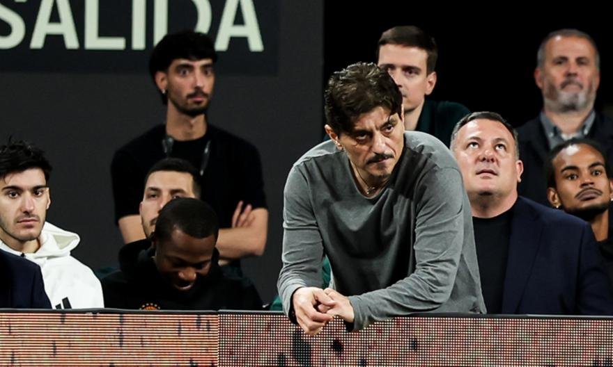 Γιαννακόπουλος κατά της EuroLeague για όσα συνέβησαν στην Μπολόνια με τον Μπαρτζώκα: «Υπάρχει χειροδικία και δεν ανοίγει ούτε καν διαδικασία;»